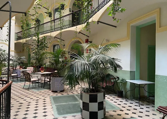 ペニンシュラ *