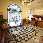 Peninsular Hotel *