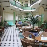 Peninsular Hotel *