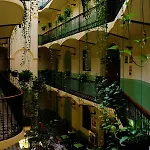 Peninsular * Barcelona