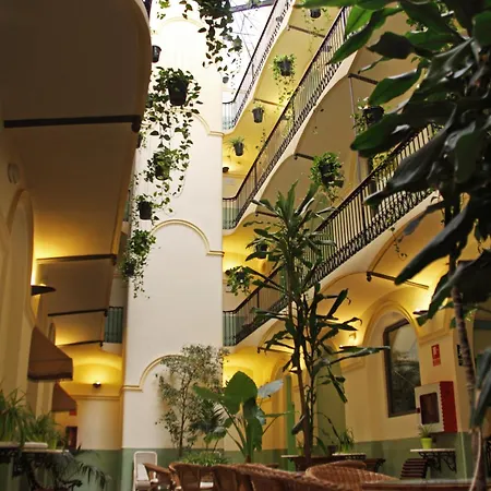 Hotell Peninsular *