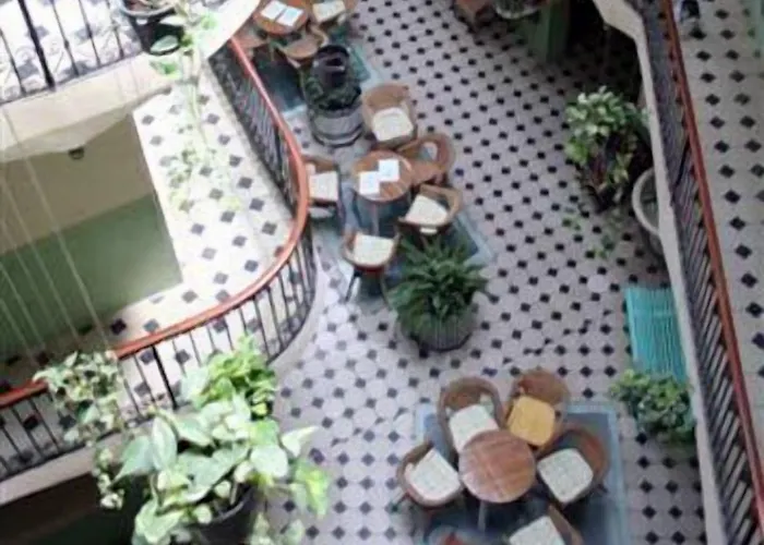 Peninsular Hotell Barcelona