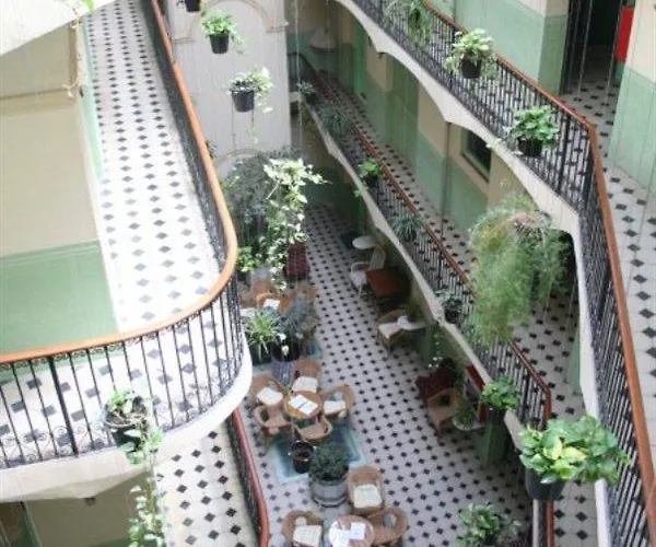Peninsular Hotell Barcelona